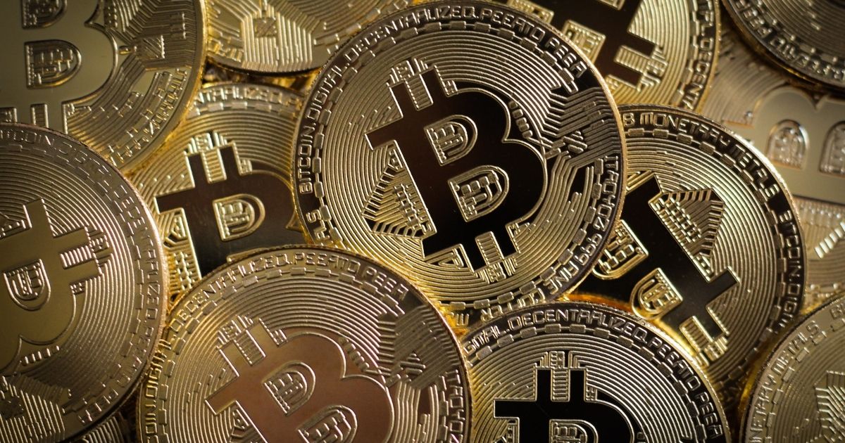 como investir em bitcoins