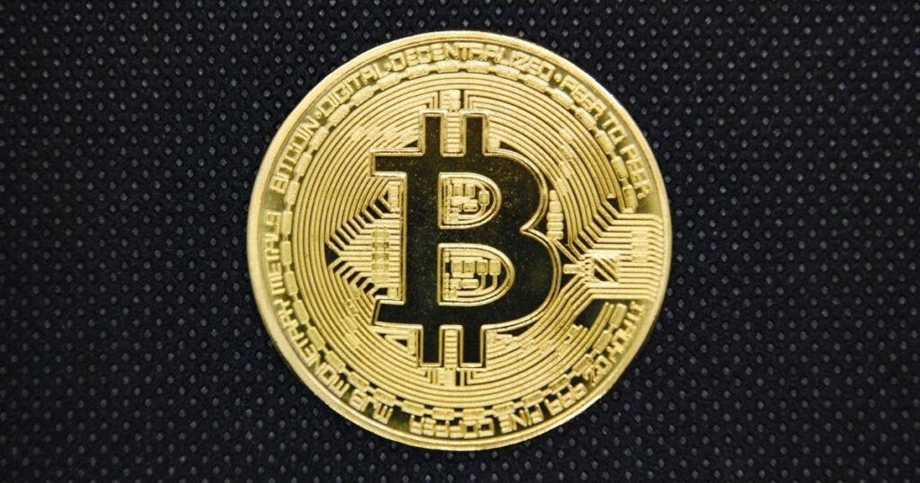como investir em bitcoins